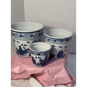VTG Blue & White Hand Painted Chinese Ceramic Planter Set of Three